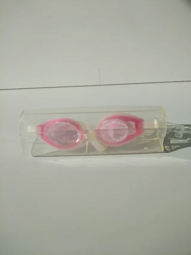Gafas de natación para piscina. 