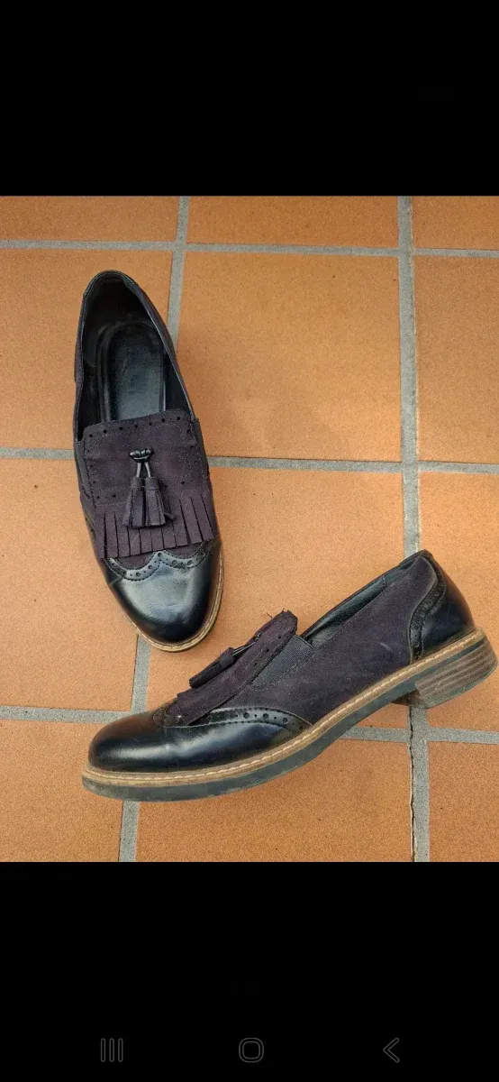 Mocasines azul marino con flecos