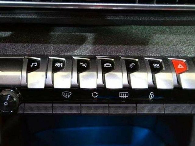 Peugeot 3008 1.2 PURETECH 96KW (130CV) ALLURE EAT6