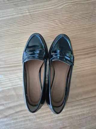 Zapatos negros charol mocasines