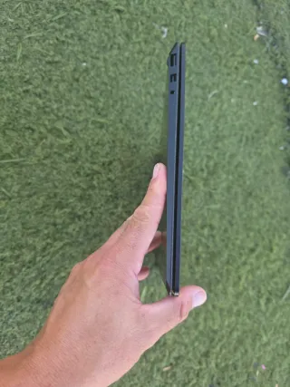 Microsoft Surface Laptop 2 i7 16GB RAM Gris