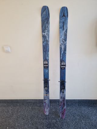 ESQUIS ATOMIC BENT 90