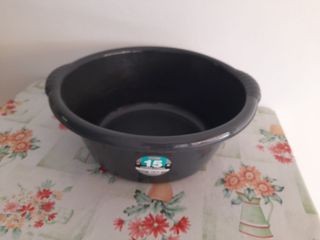 Bacinella 15L in plastica PlasticForte nuova