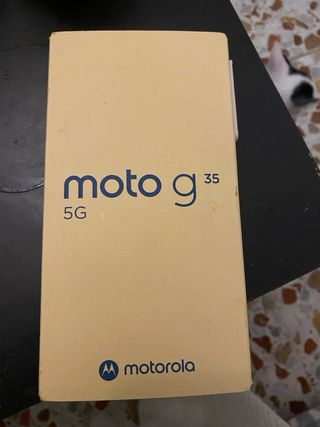 Motorola Gris funciona muy bien y tiene 128gb 8ram