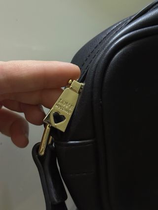 Pochette Moschino nera usata