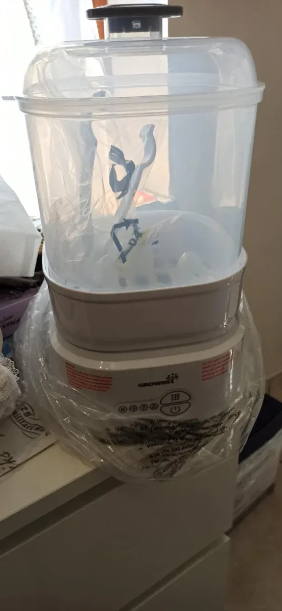 GROWNS! Sterilizzatore e Asciugatore Biberon