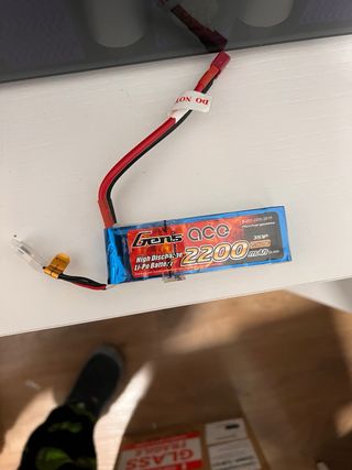 Batería Gens ace 2200mAh 11.1V 25C 3S1P