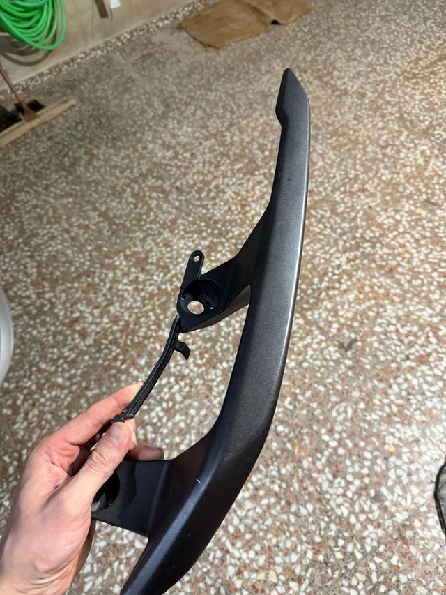 Asidero Yamaha XMAX 300 Izquierdo