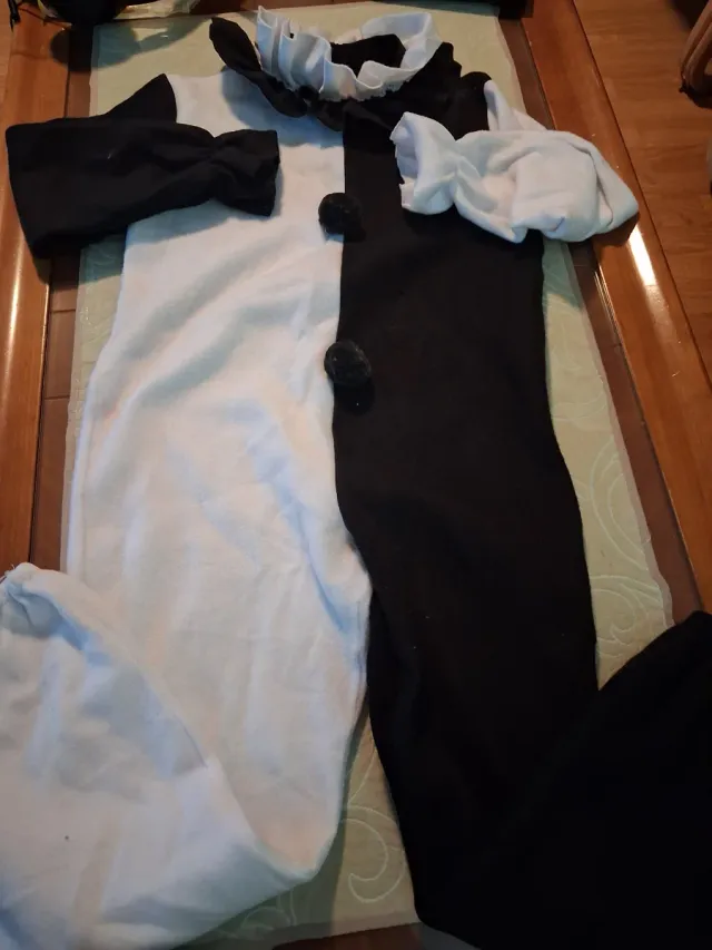 Disfraz payaso blanco y negro