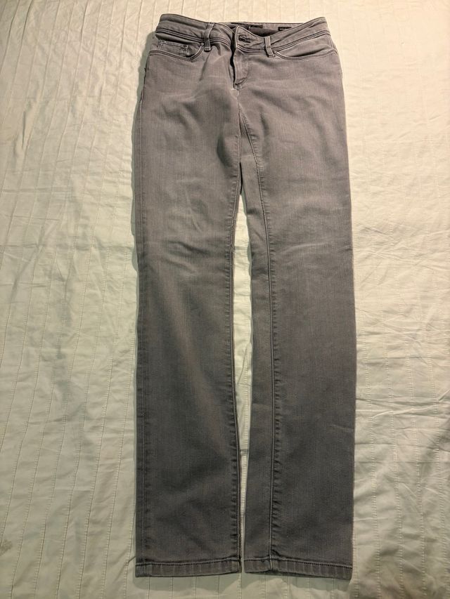 Vaqueros Salsa Wonder W31 L34 Gris