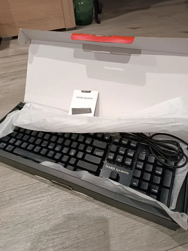 Tastiera nera da gioco Mars
