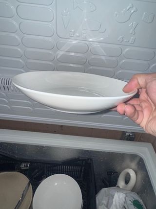 Platos de porcelana blancos