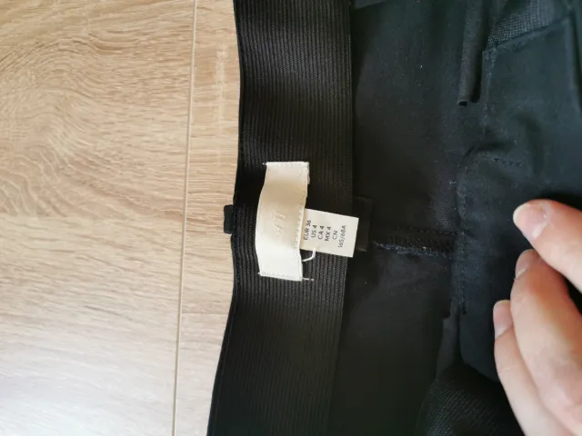 Pantalón de traje negro