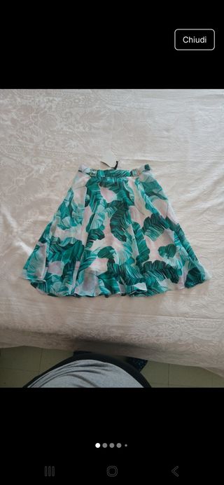 Gonna verde fantasia con strass in vita