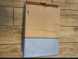 Scarpe da ginnastica num. 42