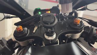 Yamaha R7 2022 Deslimitada Kit Sport