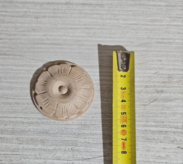 4 Adornos Florales de Madera Tallada pequeños