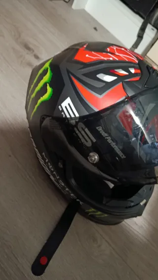 Casco Scorpion R1 monster