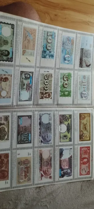 Álbum Billetes del Mundo DIDEC