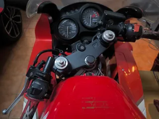Honda CBR f2 pc25