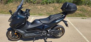 Yamaha tmax tech 560