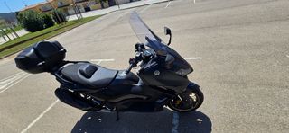 Yamaha tmax tech 560