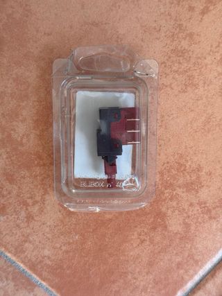 Pulsador Conmutado 230V Bipolar Ø6mm