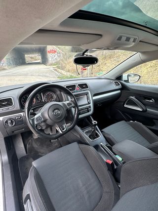 Volkswagen Scirocco 2011