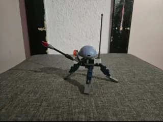 Lego Dwarf Spider Droid/ Droide araña enano.
