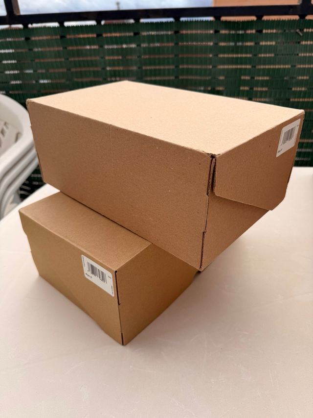 2 Cajas Adidas Yeezy Foam Runner