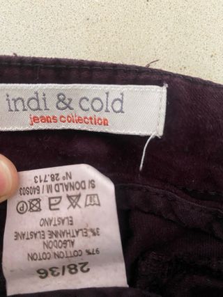 Pantalones morado pitillo elástico 