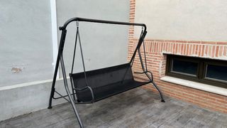 Balancín de jardín metálico y tela,