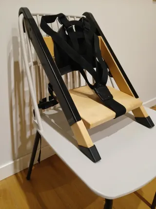 Trona Stokke HandySitt de madera portátil