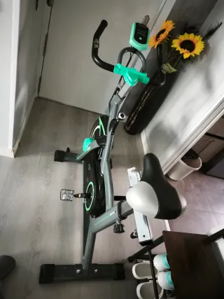 Bicicleta Spinning Gris y Verde
