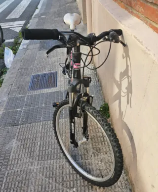 Bicicleta de montaña buen estado