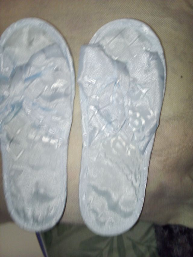 Chanclas de seda para casa