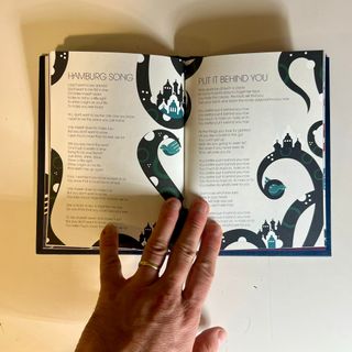 CD Keane Under The Iron Sea