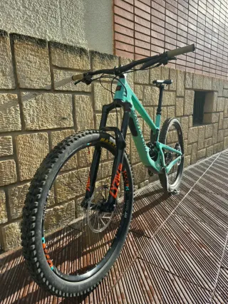 Santa Cruz Megatower CC Carbono