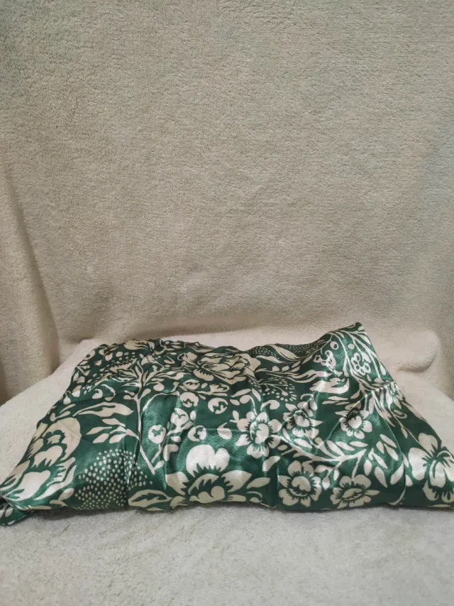 ZARA - vestido largo satinado