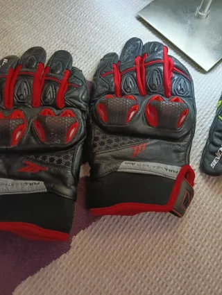Guantes de Moto Cuero Negro y Rojo