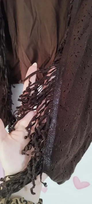 Chaleco mujer marrón con flecos