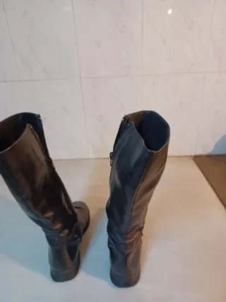 Botas  altas negras