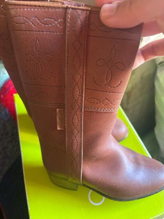 Botas vestir niña/o T. 28-30 Marrones