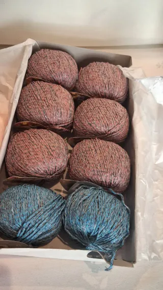 Lotto 8 gomitoli filato misto lana gatto rosa, blu