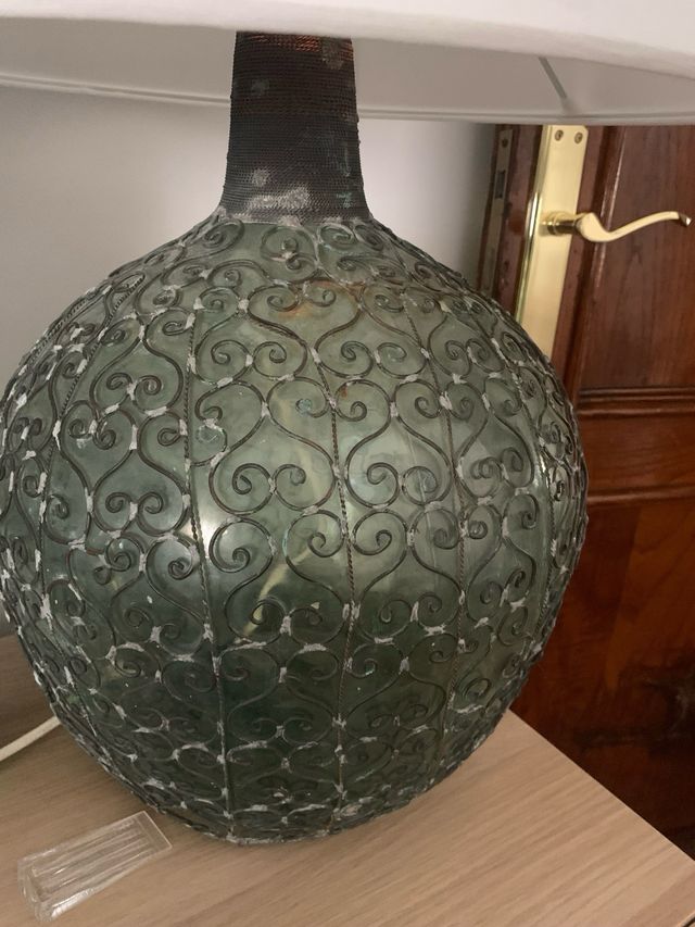 Lámpara de mesa antigua marroquí y pantalla de tel