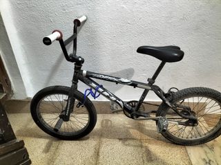 Bicicleta BMX 20