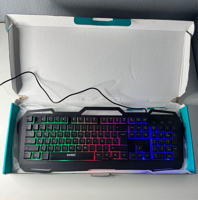 Teclado SANDA Metálico con Luces LED