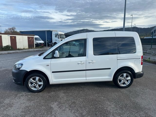 Volkswagen Caddy 2011