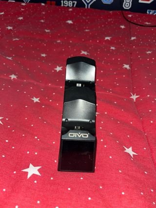 Soporte Cargador Mandos PS4 GIVO