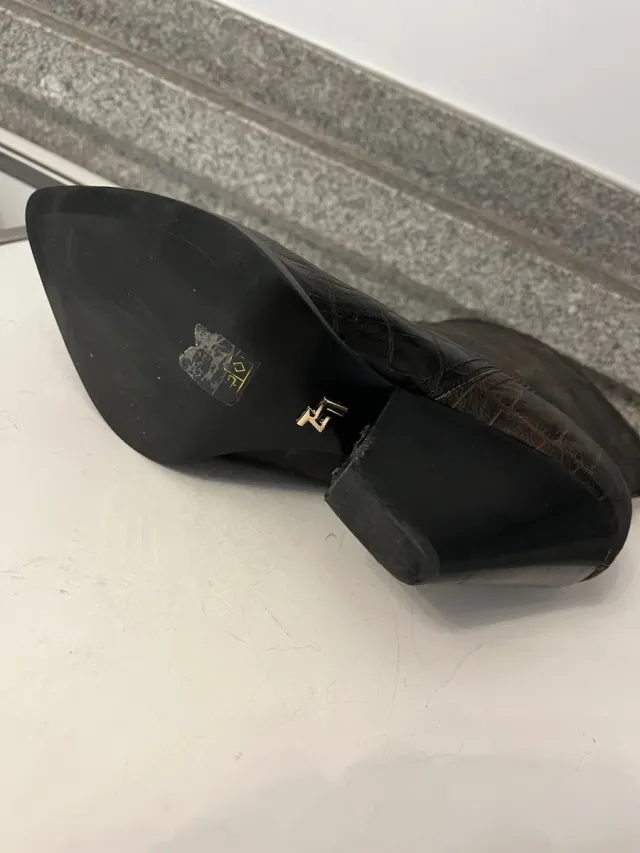 Botas Lola Cruz Marrones Cocodrilo